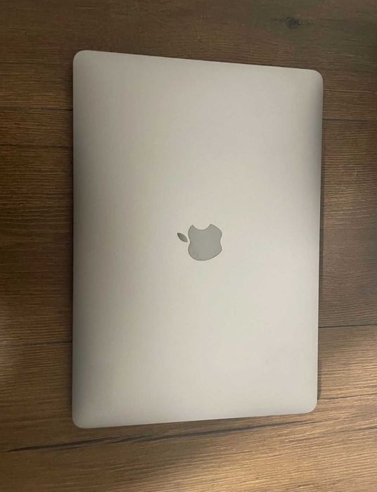 Mac book 13 pro в гарному стані