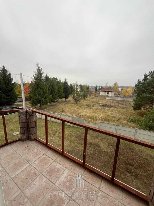 Продам будинок 240м² з майже завершеним ремонтом 20 сотих землі Без комісії
