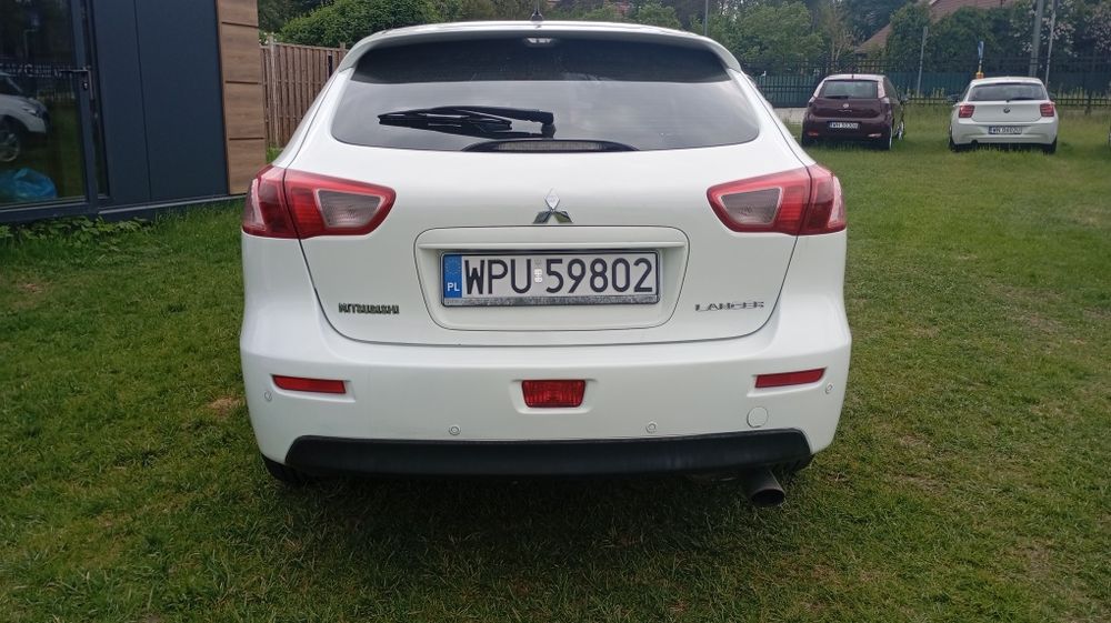 Mitsubishi Lancer 1.6 w ładnym stanie