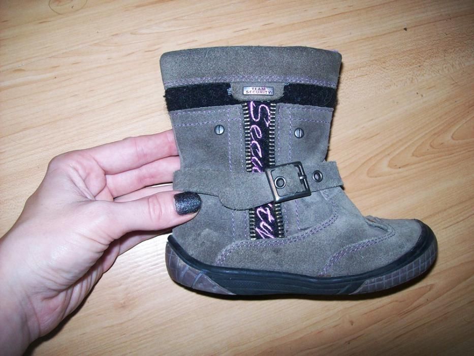 buty jesień/zima r.24
