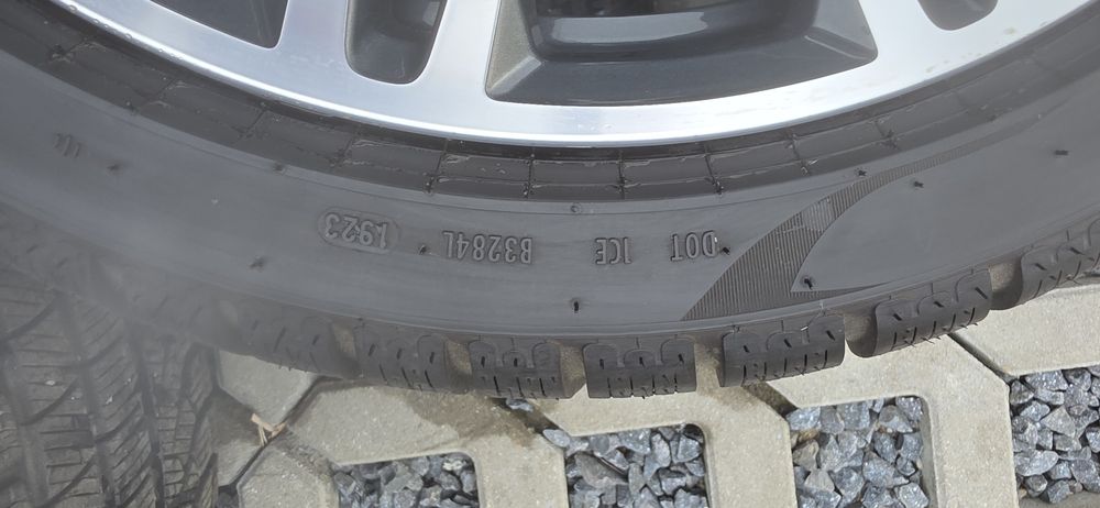 Felgi BMW 19” Styling 664M OEM G30 G31 5x112 ET30 ET44 + opony zimowe