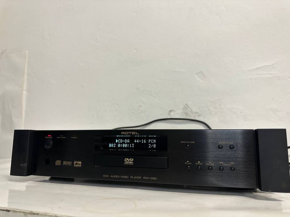 Odtwarzacz DVD-Audio Rotel RDV-1060 | DVD-Audio | 24-bit/192 kHz | Progressive Scan | Dolby Digital | DTS