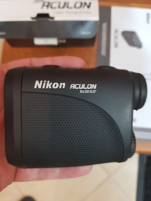Dalmierz laserowy Nikon Aculon