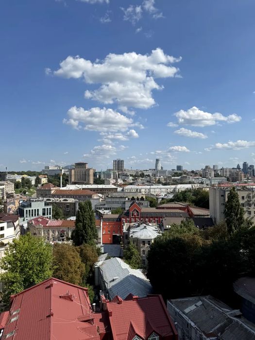 Оренда 3к квартири, вул. Ірининська, 5/24, ст.м. Майдан незалежності
