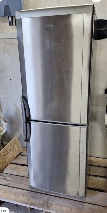 Холодильник Beko з Європи. 151см . Металік