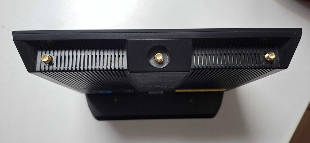 Router Asus DSL-AC68U