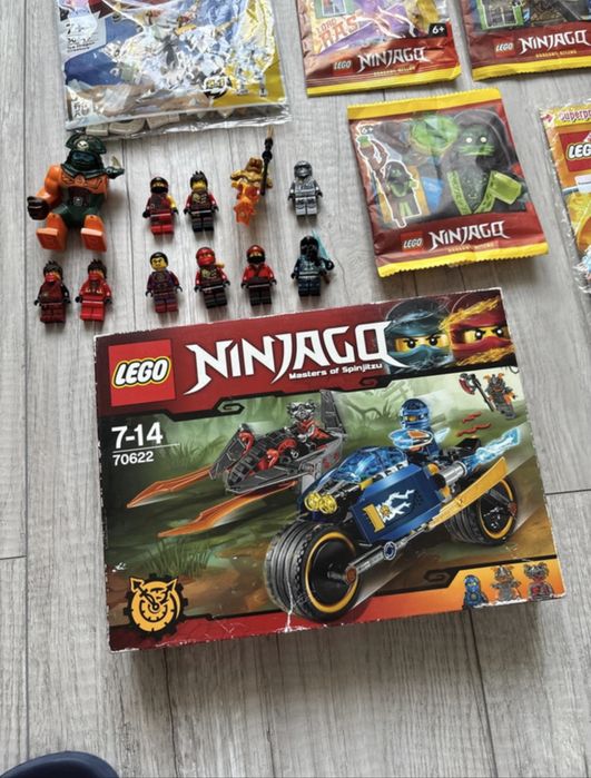 Figurki i zestawy lego ninjago