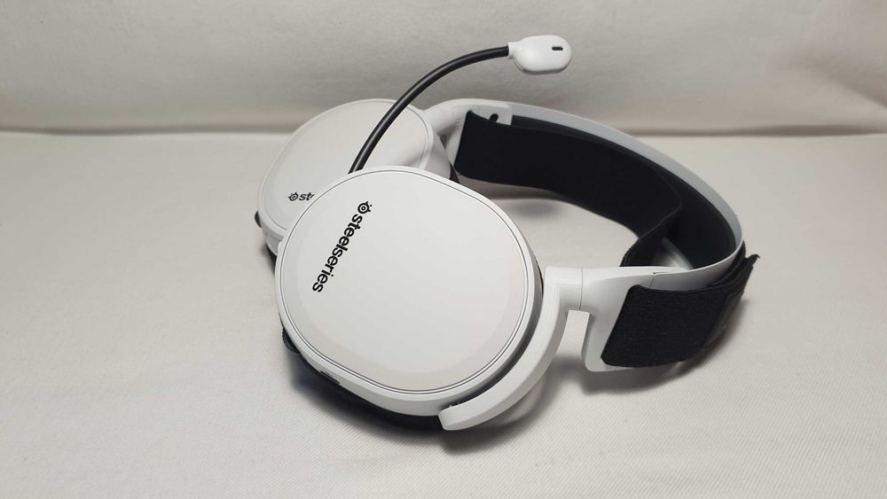 Słuchawki bezprzewodowe SteelSeries Arctis 7+WHITE - stan IDEALNY.