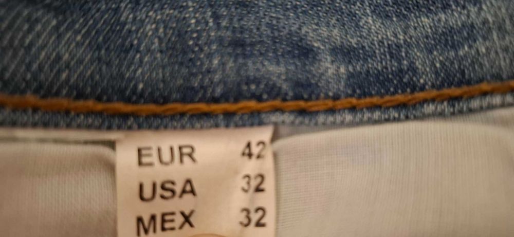 Męskie Jeansy ZARA - 42