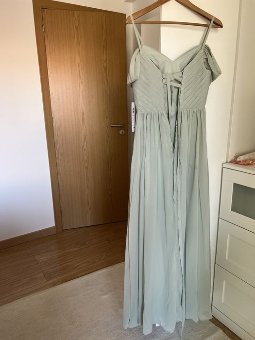 Vestido para casamento longo Lavetir verrde claro com Xaile incluído