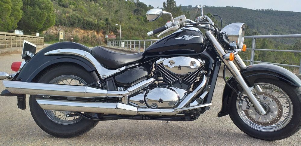 Suzuki intruder 805 C