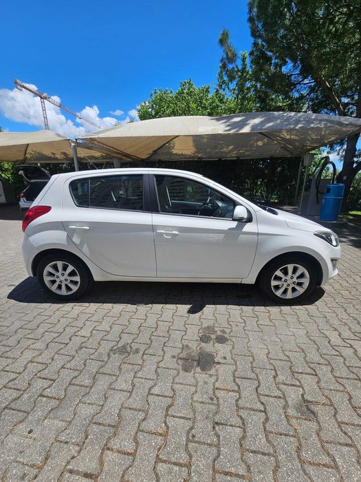 Hyundai i20 2014 Impecável | Revisão Feita | Sem Defeitos | Pronto a Andar | Aceito Mecânico