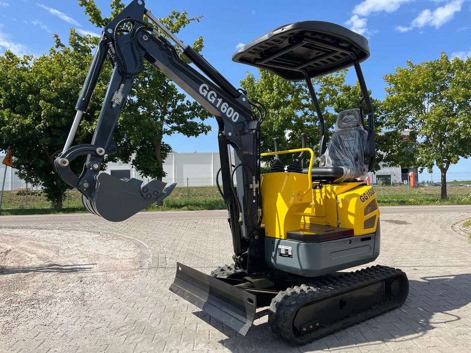 Günter Grossmann GG1600  Günter Grossmann GG1600 Minikoparka 1600kg z Japońskim silnikiem Kubot
