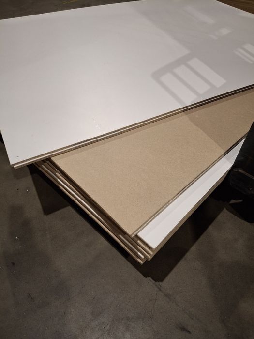 Płyty wiórowe laminowane