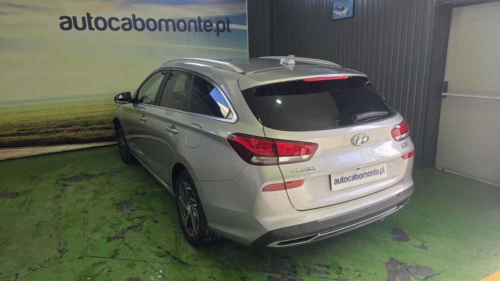 Hyundai I30 SW 1.0 T-GDi   -  Salvado