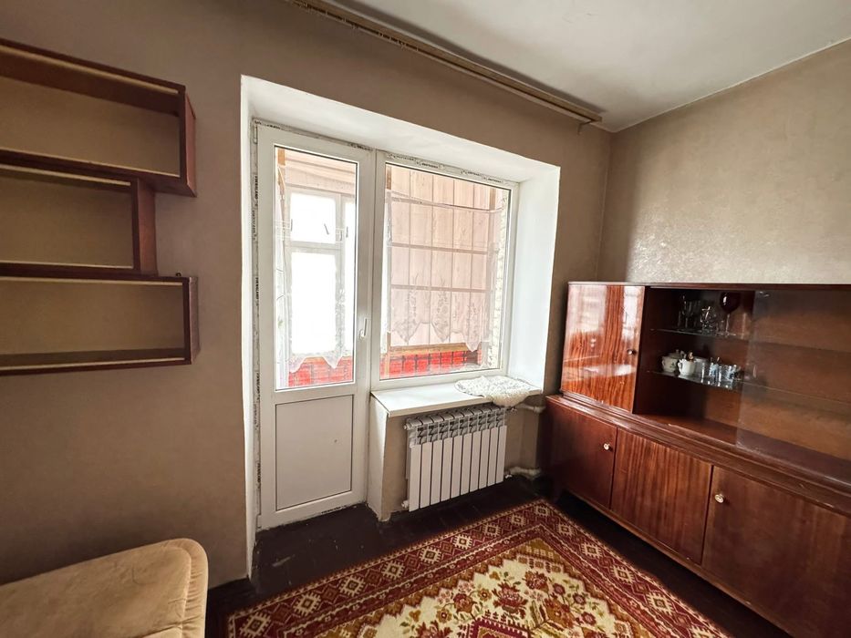 Продаж 2 кімнатної квартири в у зручній локації