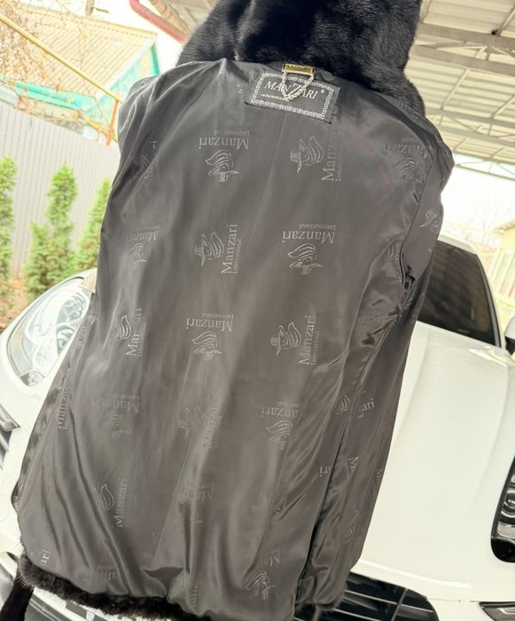 Натуральна  брендова норкова шуба