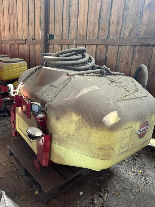 Опрыскиватель навесной Hardi Mega 2200