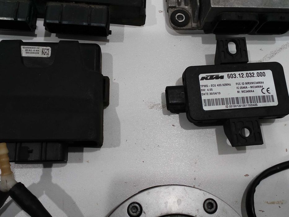 Ktm 1190 Adv stacyjka moduł zapłonowy komputer immobilizer zamki