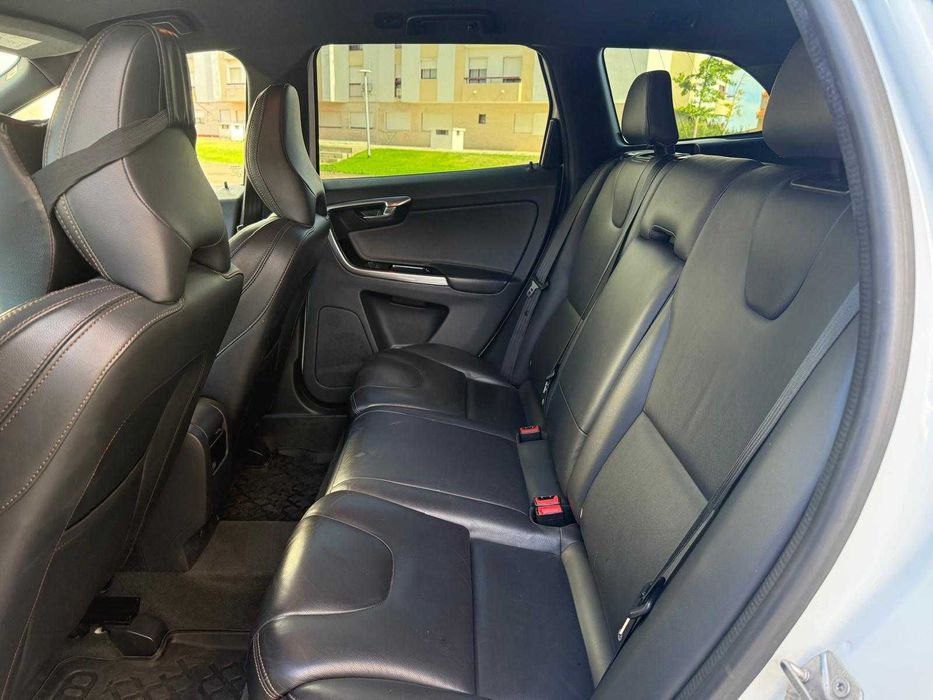 VOLVO XC60 D4 Automatico