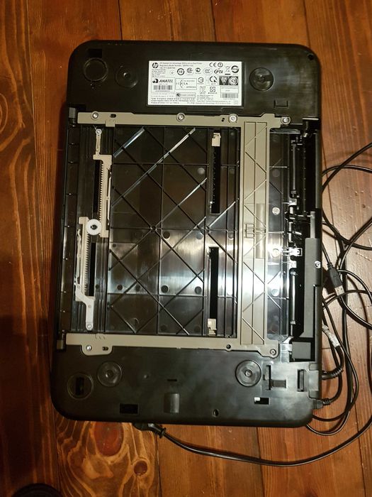 Принтер HP Deskjet Ink Advantage 3525