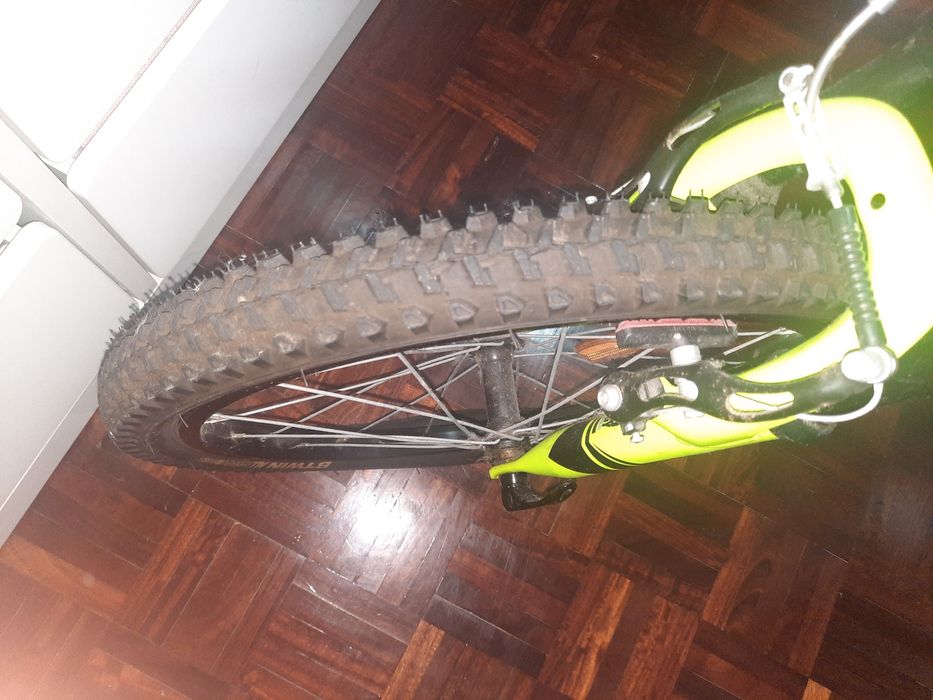 Bicicleta B'TWIN Racing Boy 500 de 20 polegadas