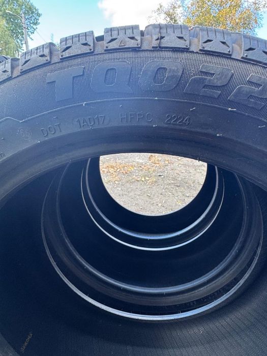 Шины 215 50 17.                   .               .