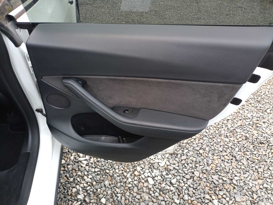 Tesla model Y Performance 2023