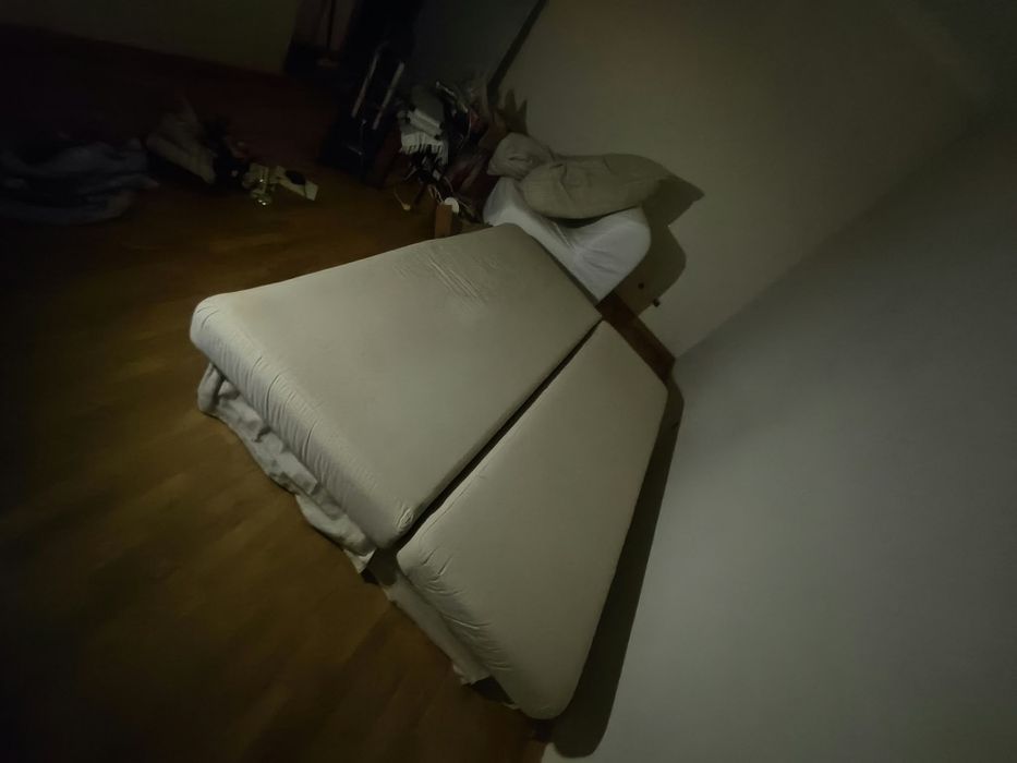 Sofá cama com arrumação