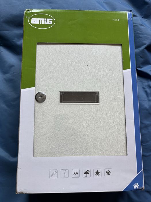 Caixa e tampa de correio em branco - NOVA