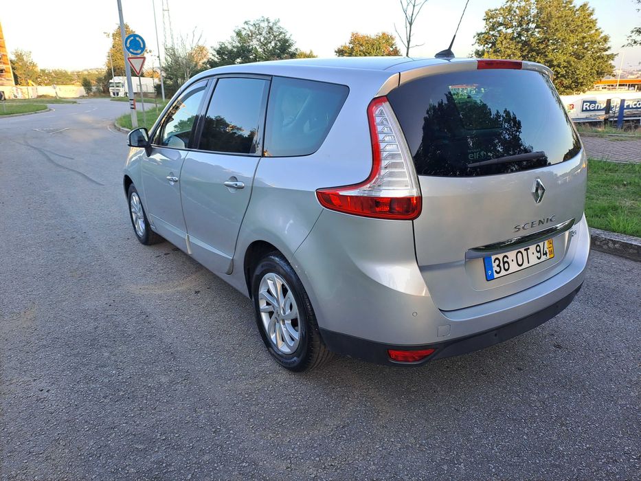 Renault Grand Scénic 7 lugares “Bose Edition” de 2014 com 160.000 km, — photo 3