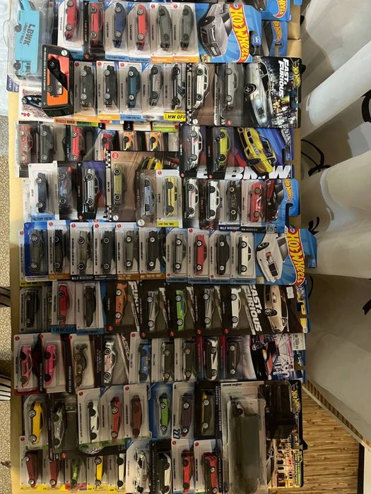 Хот вілс,машинки хот вилс,hot wheels ,BMW,Tesla,mercedes,jdm,skyline