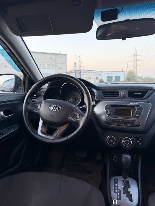 Kia Rio в оренду
