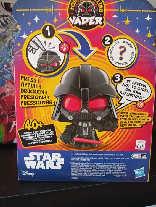 Figura Darth Vader com som e luzes