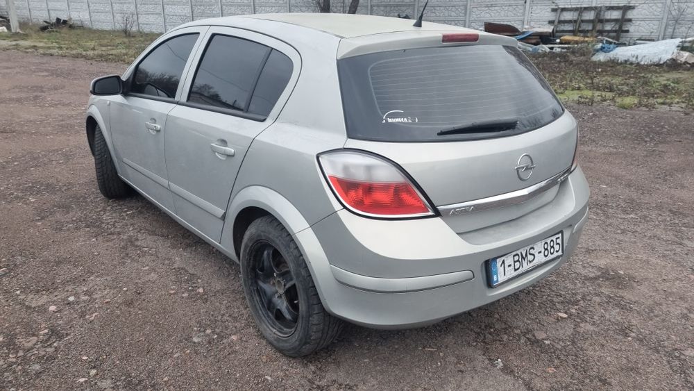 Opel astra H 1.9 6мкпп