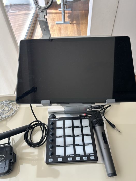 Monitor touch screen 15.6” U-Perfect