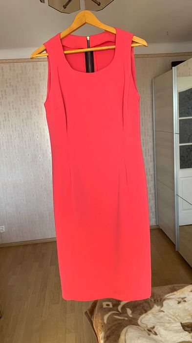 Elegancka sukienka Koral