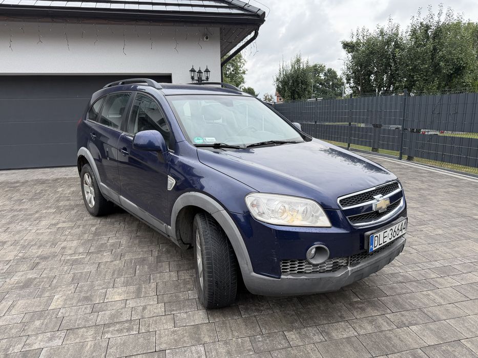 Chevrolet Captiva 2.0VCDI 150KM, Automat, 4x4, Hak, 2008r, 240tys, 7osbowa