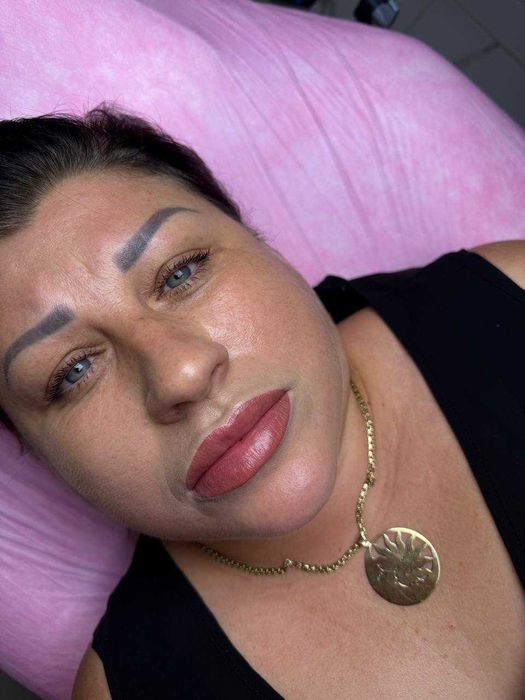 Microblading i makijaż permanentny  10 lat doświadczenia  Centrum