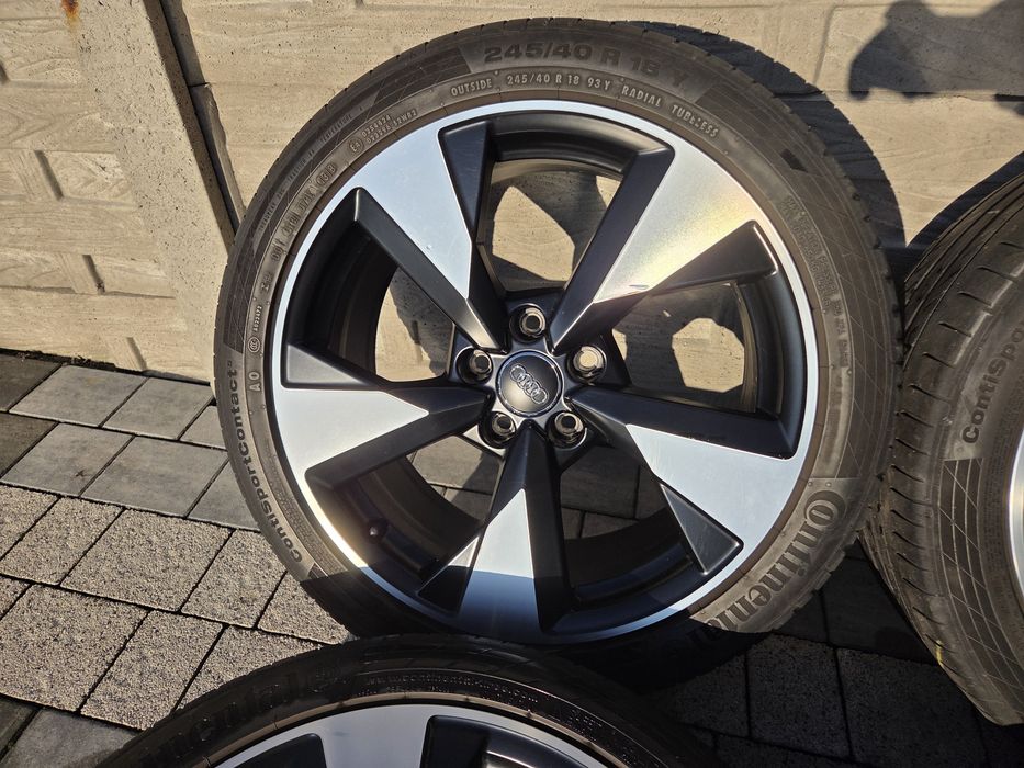 Super kolo Felgi Audi A4 18 5x112 8J ET40 8W0 A4 A5 B9