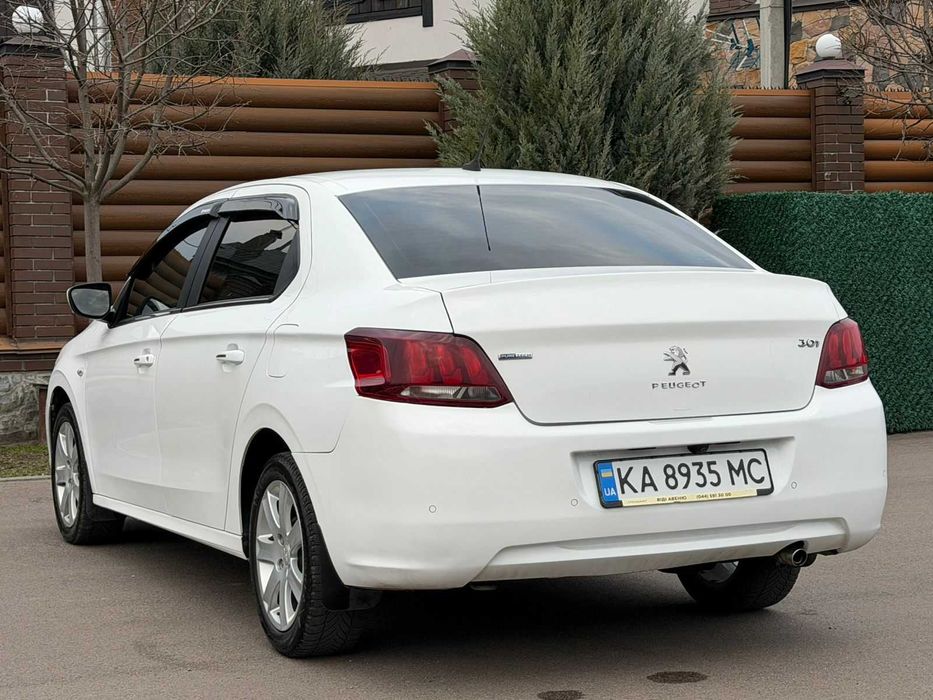 Peugeot 301 2017