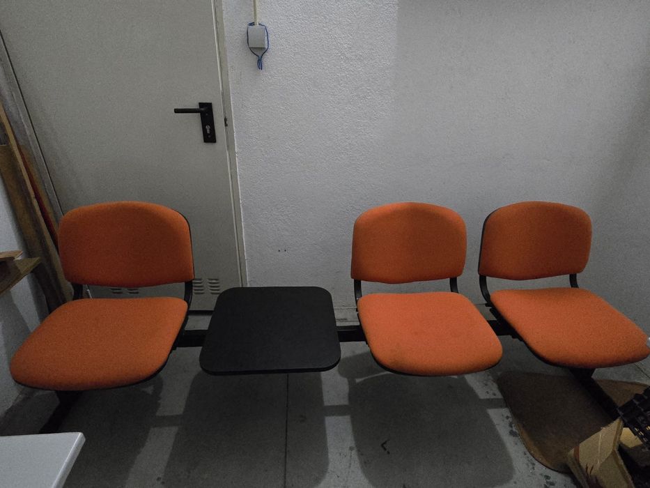Conjunto cadeiras sala de espera