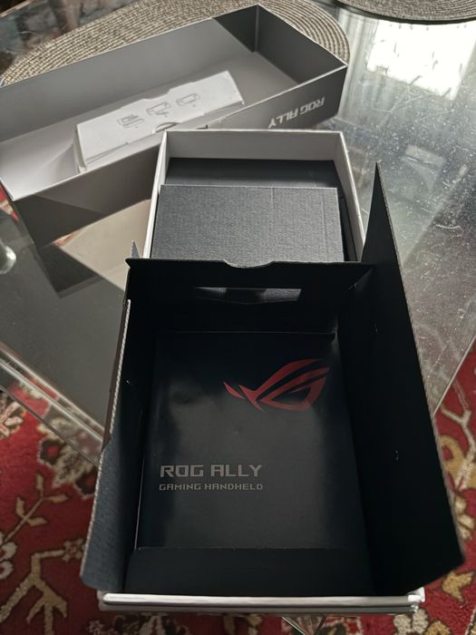 Asus ROG Ally Z1 Extreme – bardzo dobry stan + komplet + etui + szkło