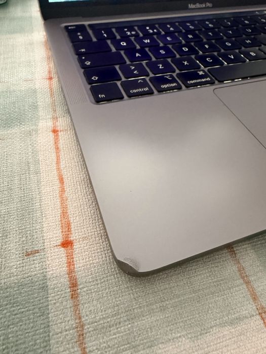 Apple Macbook Pro (13 Polegadas 2020)
