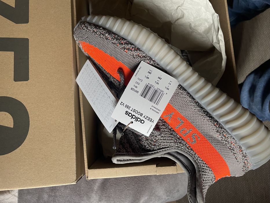 Yeezy boost 350 v2