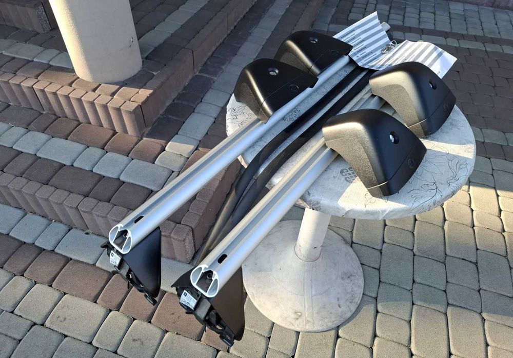Nowy Oryginalny Bagażnik Dachowy Opel Astra J Belki Relingi Nie Thule