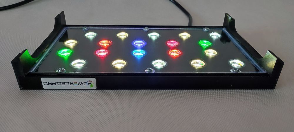 Nóżki 47 mm do profilu aluminiowego 160mm 16cm CZARNE PCV komplet 2szt