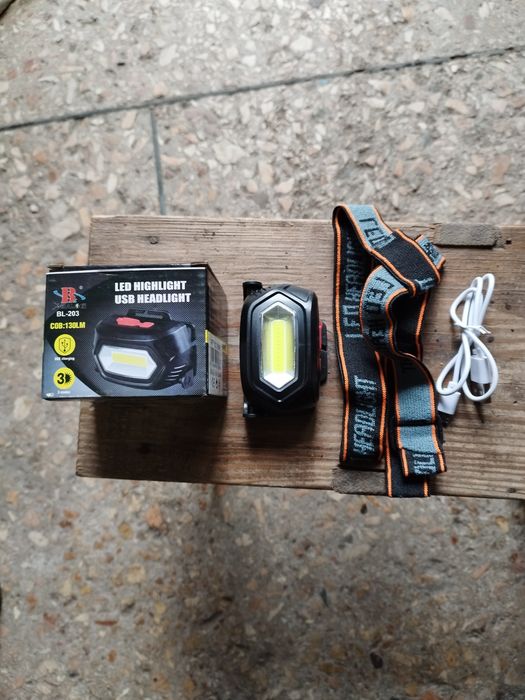 Фонарь налобный тактический , свет белый,красный,синий, зелёный фокус