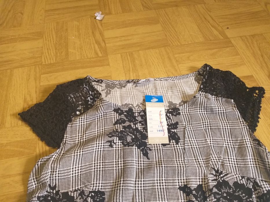 Bluzka koronka krótki rekaw