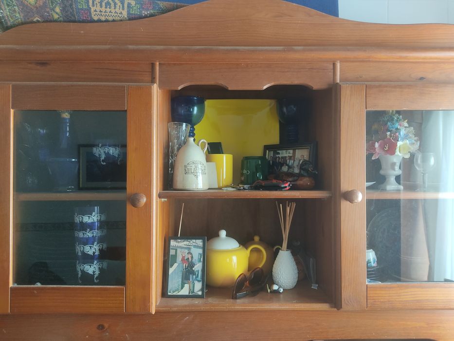 Móvel madeira macica só até dia 24 de Julho. ultima oportunidade